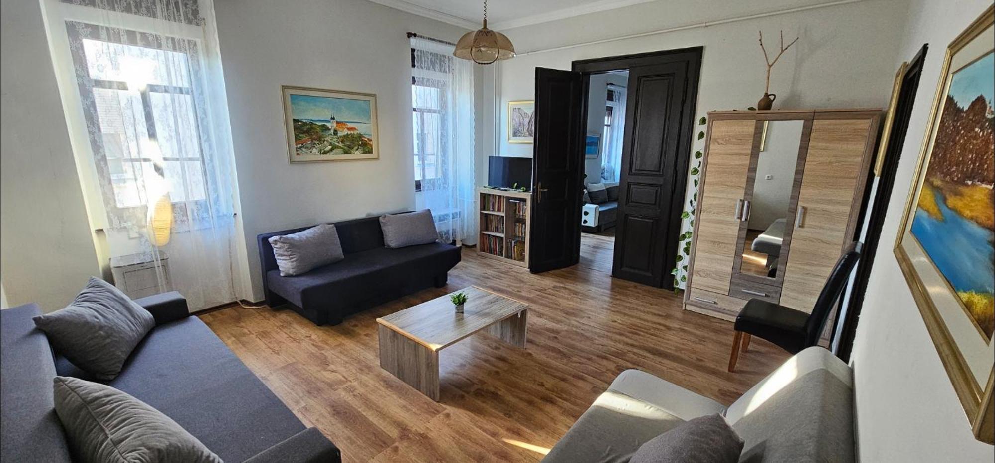 Artist Apartment Кестели Екстериор снимка