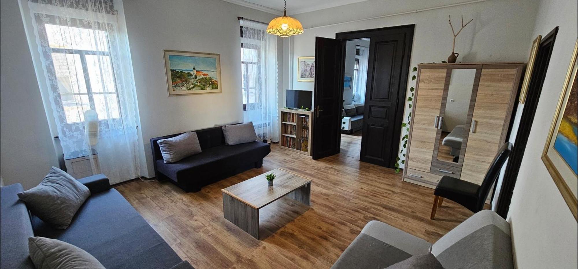 Artist Apartment Кестели Екстериор снимка