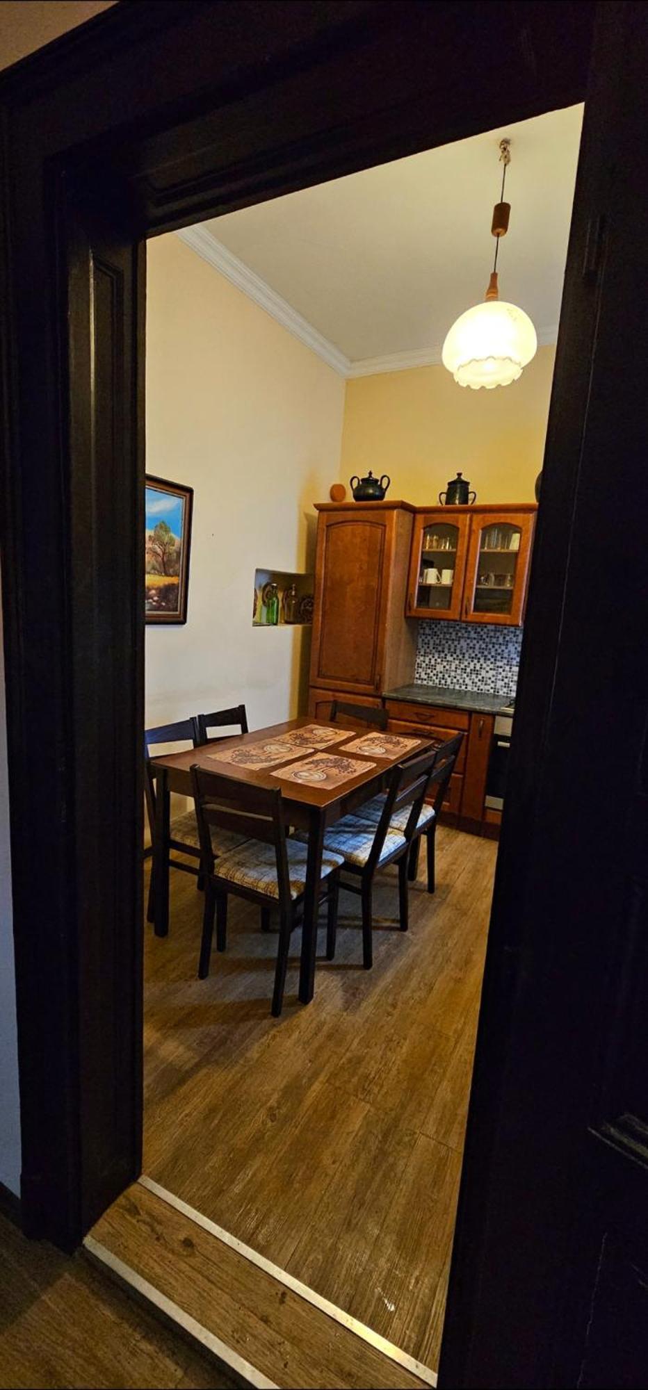 Artist Apartment Кестели Екстериор снимка